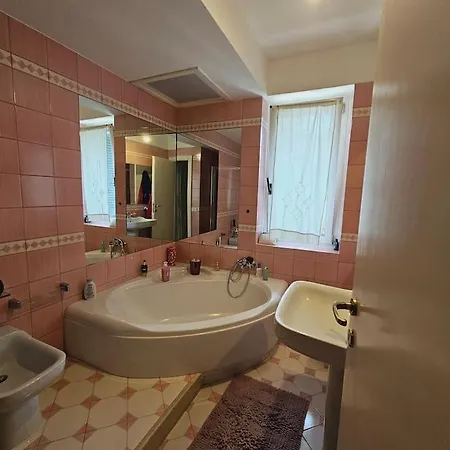 Apartmán Piscina, Wifii, 5 Min Dal *