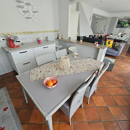 Apartmán Piscina, Wifii, 5 Min Dal
