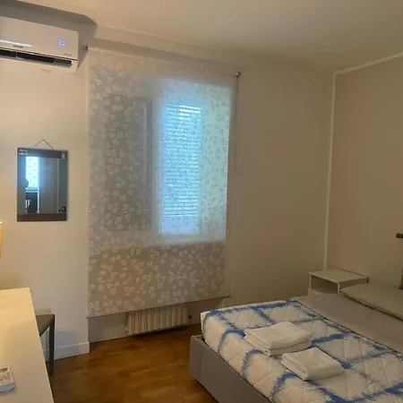 Piscina, Wifii, 5 Min Dal Apartmán Desenzano del Garda